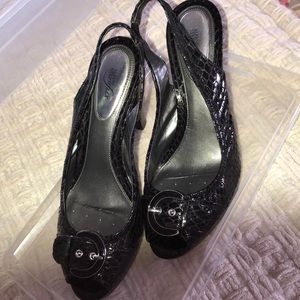 black alfani step n flex heel